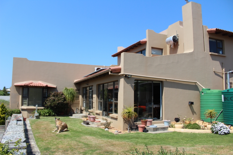 4 Bedroom Property for Sale in Santareme Eastern Cape